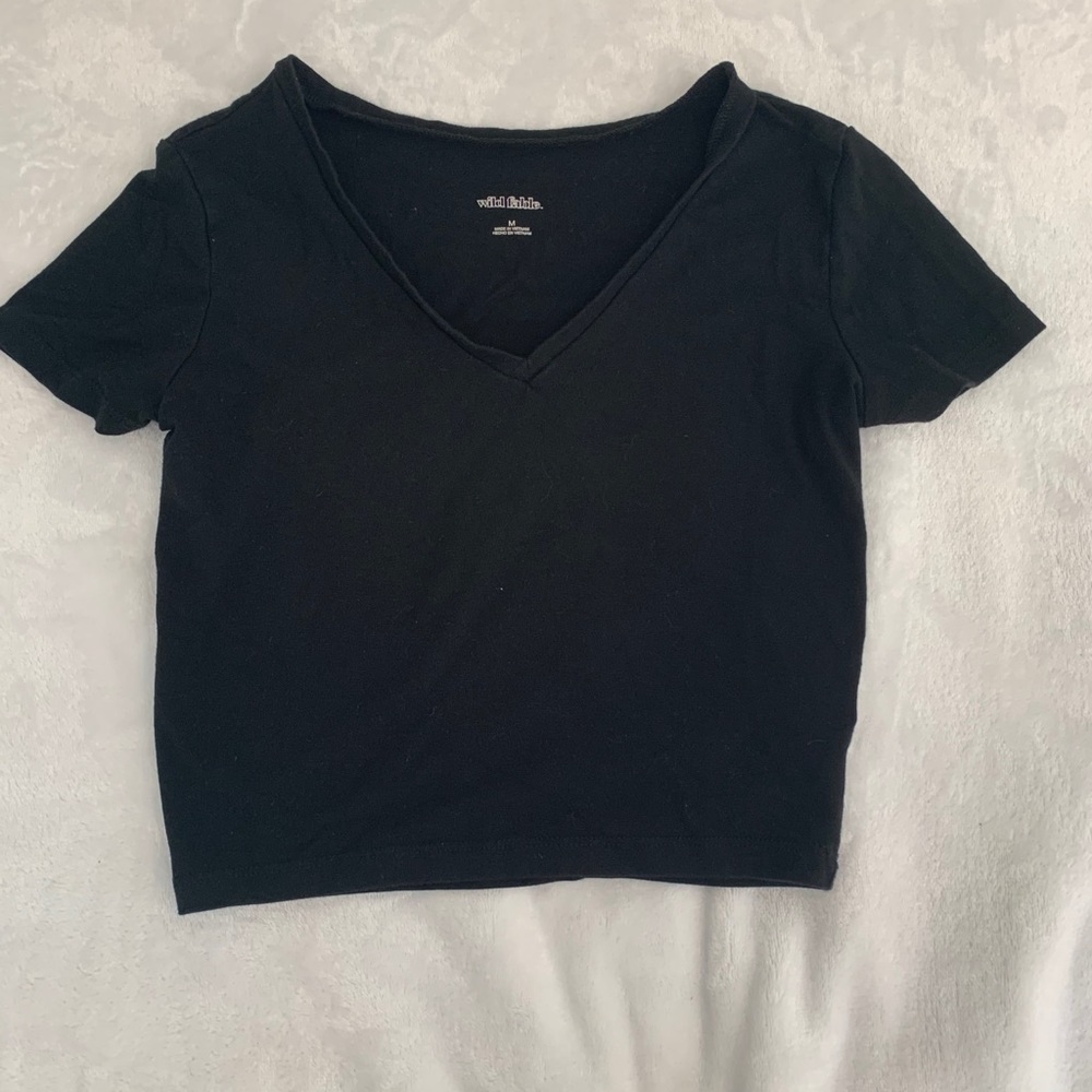 Black tee